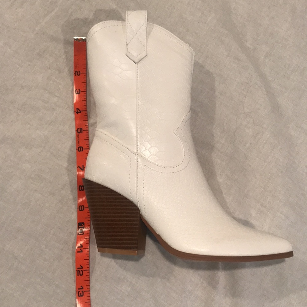 Mata Cosmic “Slayer” Cowgirl Boots White Embossed Snake Mid Calf 7 - Picture 15 of 16